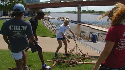 Volunteers-clean-up-oklahoma-river-ahead-of-weekend-festival.1372283333000.jpeg